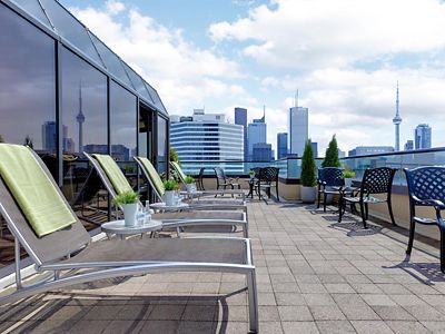 sundeck at chelsea hotel toronto